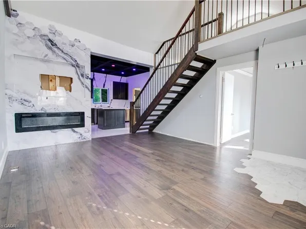 85 E 37th St, Hamilton, ON L8V 4B1