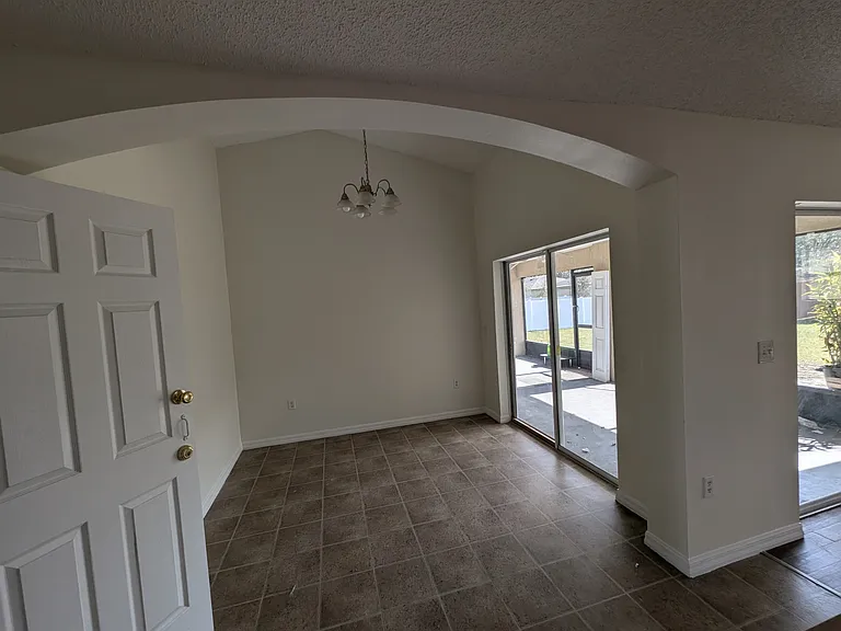 2791 Summerfield St — Photo 13