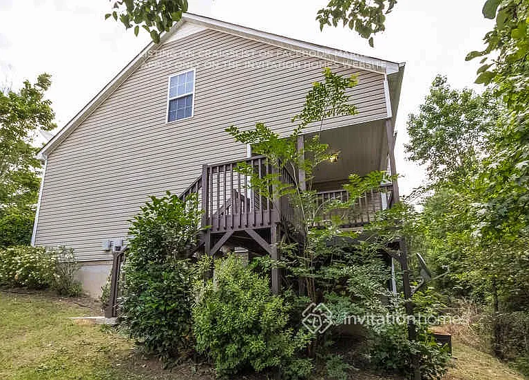 1311 Webb Farm Ln — Photo 18