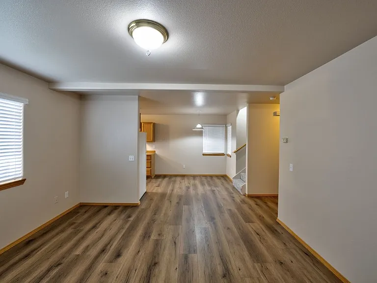 1133 NE Hidden Valley Dr #A-D — Photo 9