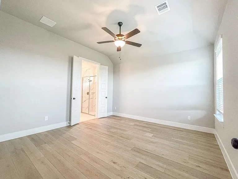 961 Tesslynn Ave — Photo 6