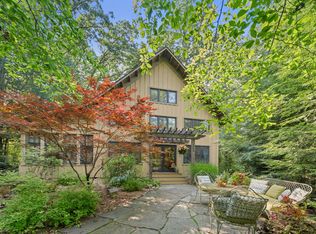 18 Walden Way, New Buffalo, MI 49117