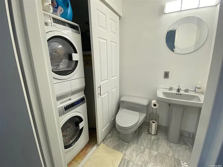 10 Canterbury Rd #2D — Photo 5