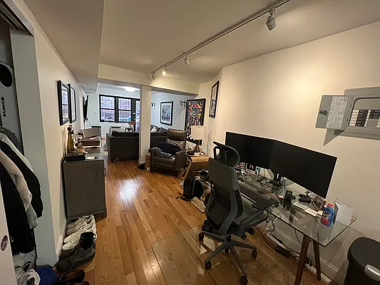 Rented by Living New York | media 14