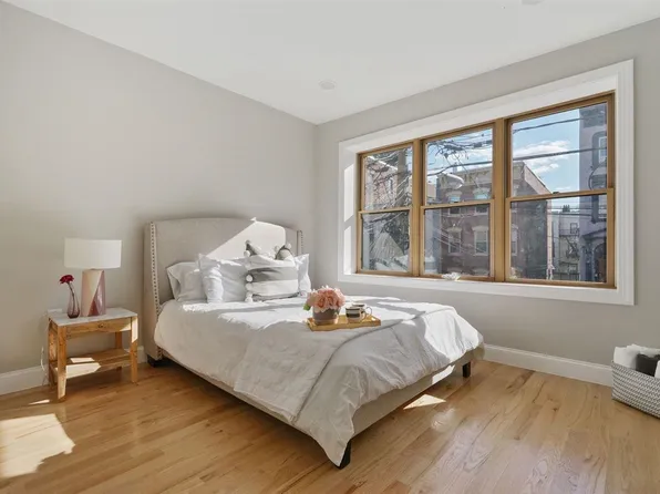 346 Communipaw Avenue image 1 of 10