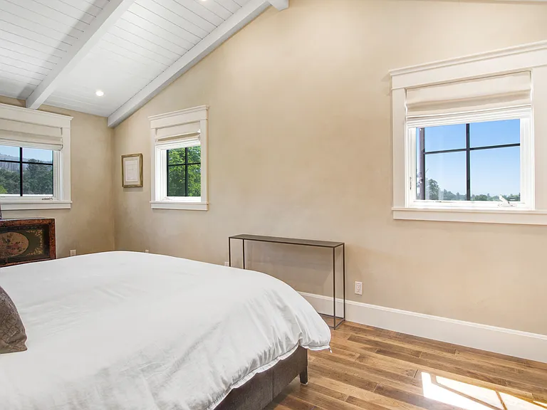 Primary Bedrooom
