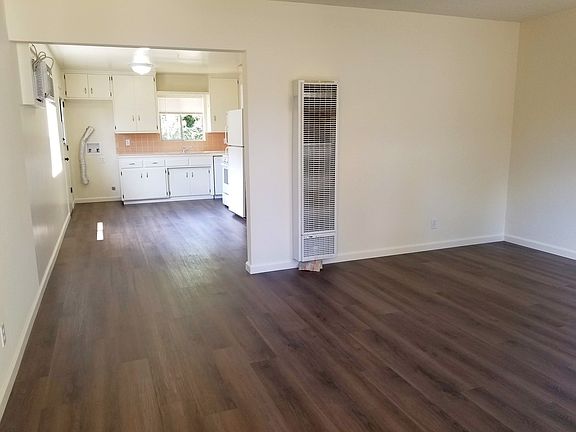 3rd image of 778 Peach St APT B