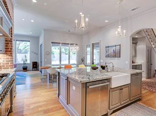 7810 Burgoyne Rd, Houston, TX 77063