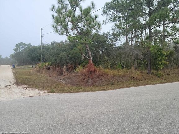 3rd image of 1161 Lake Hill Dr