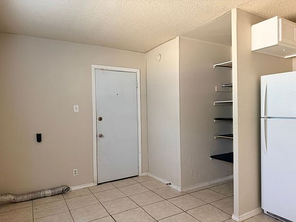 5th image of 1308 Greenwood Ave