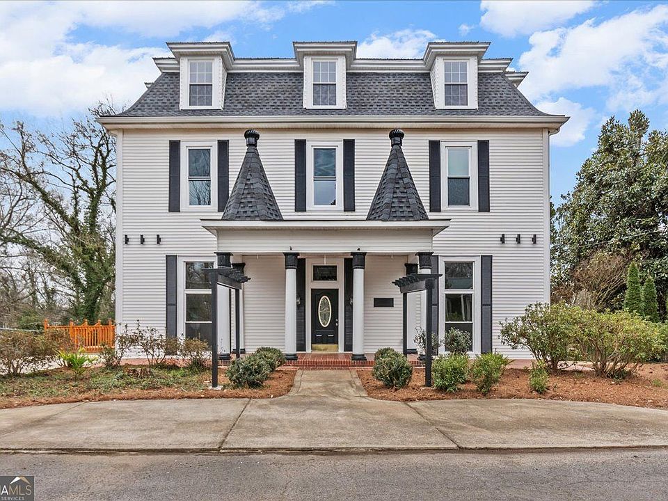 1st image of 1804 Gordon St NE