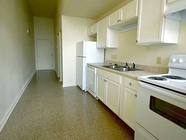 City View Lofts — Photo 19