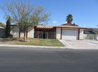 692 Betty Ln, Las Vegas, NV 89110