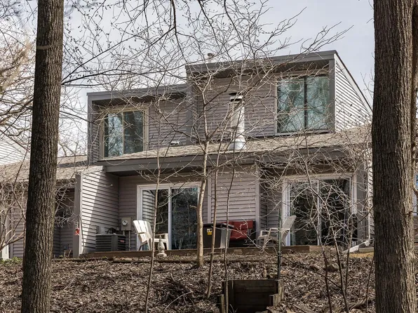 8395 139th Ct, Apple Valley, MN 55124