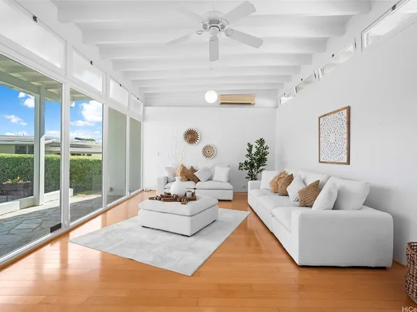 2127 Bachelot St, Honolulu, HI 96817