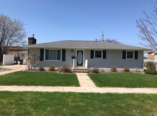 352 Harriet St, Kimberly, WI 54136