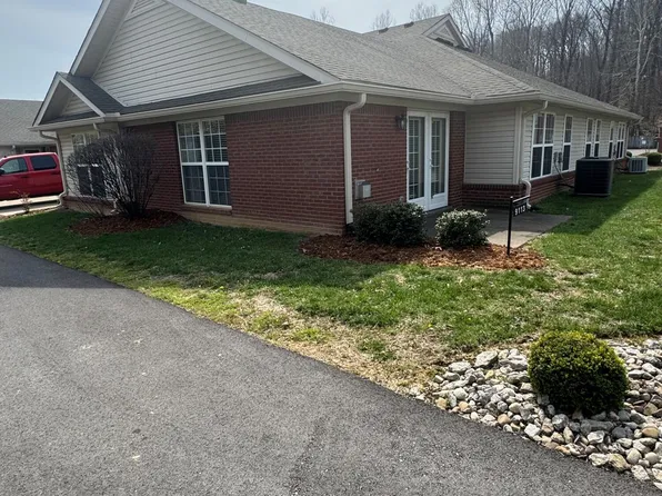 9113 Hawthorne Pointe Dr, Louisville, KY 40272