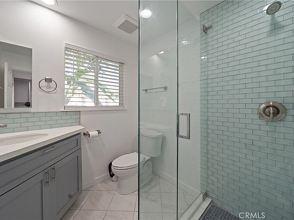 5th image of 426 Brooks St