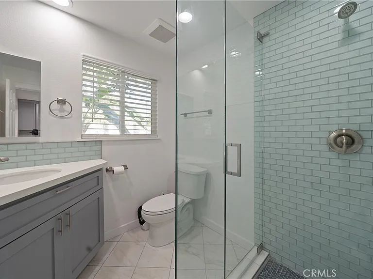 426 Brooks St — Photo 5