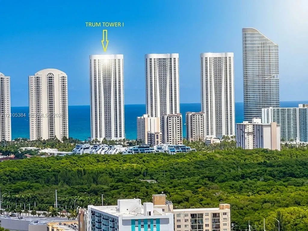 Tdr Tower I Condo — Photo 3
