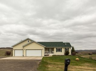 2199 Sommer Dr N, Mandan, ND 58554