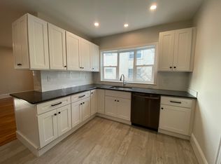 293 Belgrade Ave #3, Roslindale, MA 02131