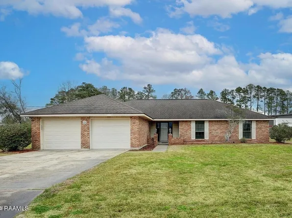 208 Benoit Patin Rd, Scott, LA 70583