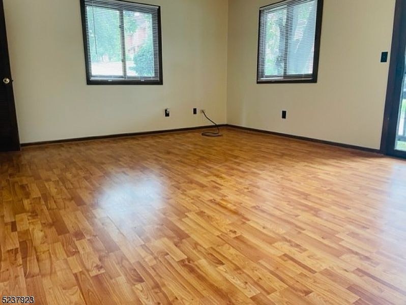 2nd image of 2 Snow Bird Rd Unit 1