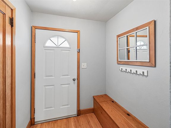 4th image of 203 5th Ave