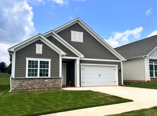 6692 Star Dr, Sherrills Ford, NC 28673