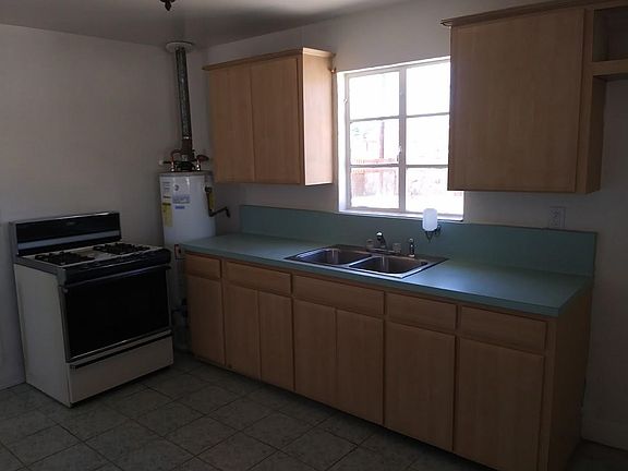 4th image of 5021 Meade Ct