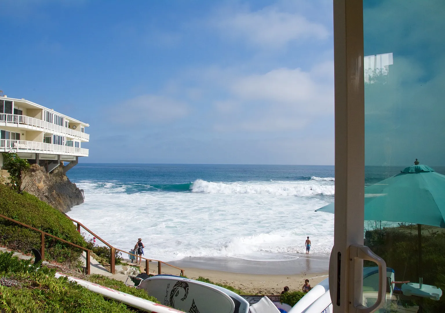Oceanfront Studio at Cove with Kayaks and Prime Beach Access — Photo 1