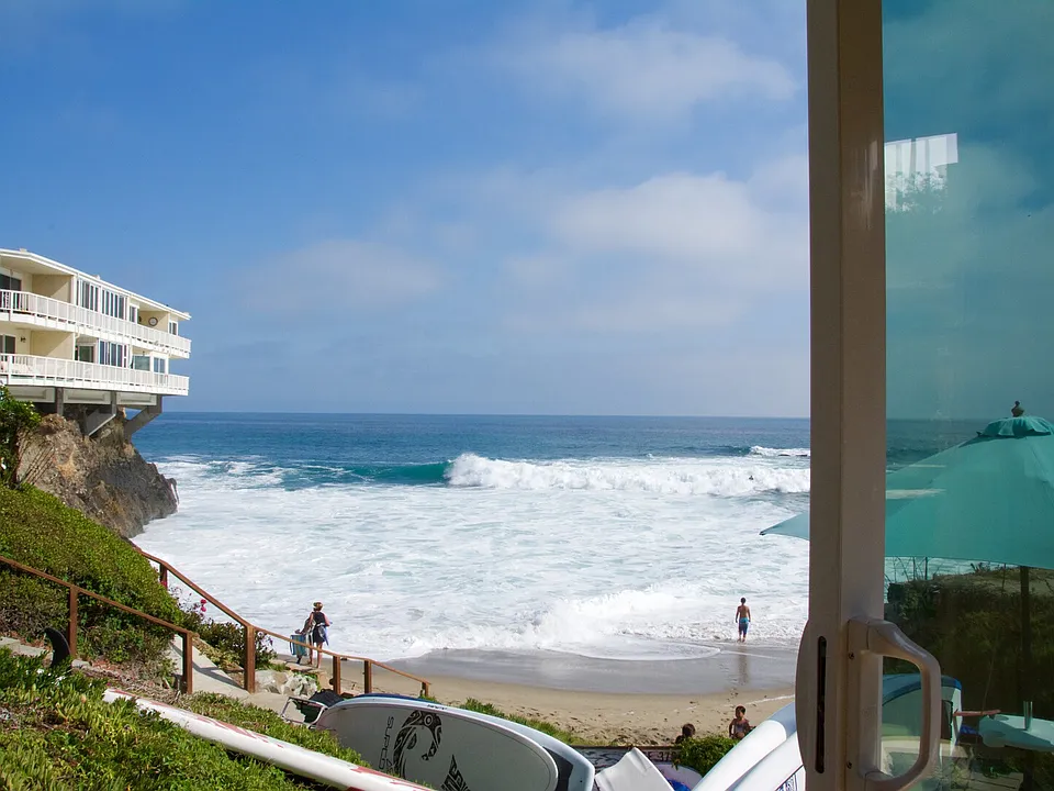Cliff Dr