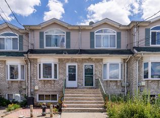 22 Lyceum Ct, Staten Island, NY 10310