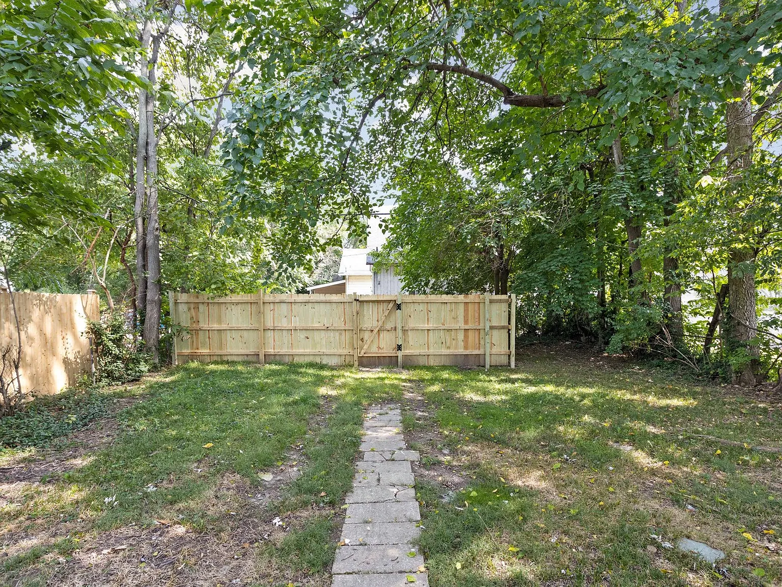 4005 Cornelius Ave — Photo 4