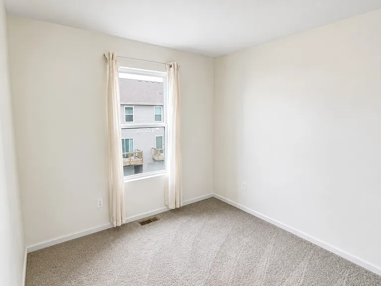 2241 Sassafras Way #C — Photo 11