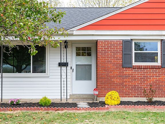 3rd image of 3508 Ascot Ct
