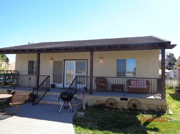 4247 W Avenue L #2, Lancaster, CA 93536