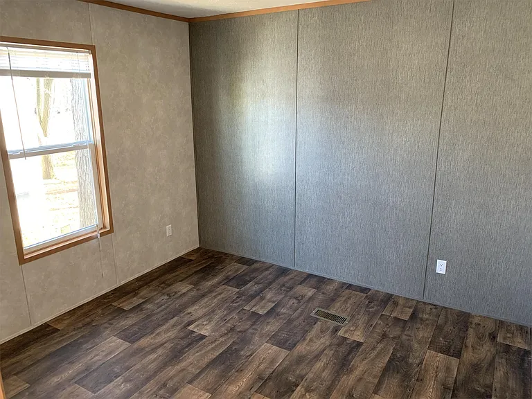 2955 Dekalb St #2 — Photo 15