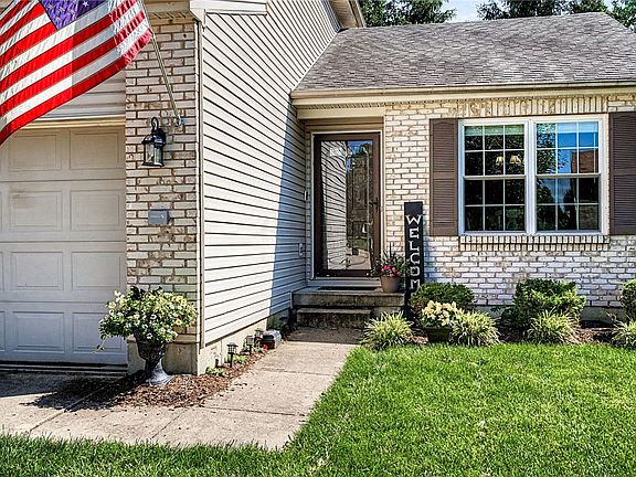 5th image of 83 S Glen Oak Dr