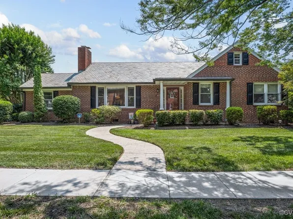 4601 W Grace St, Richmond, VA 23230