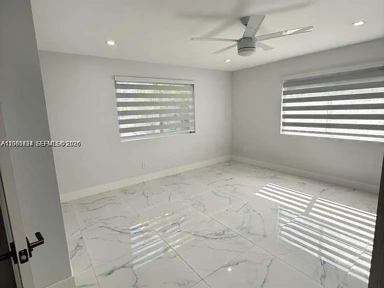 19020 SW 91st Ave — Photo 13