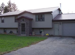 6619 E Port Bay Rd, Wolcott, NY 14590