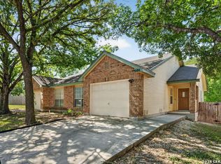6811 Bluegrass Run, San Antonio, TX 78240