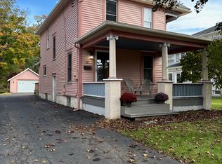 27 White St, Fredonia, NY 14063