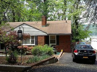 26 Roberts Ln, Yonkers, NY 10701