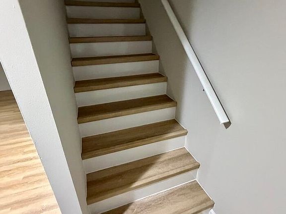 5th image of 1917 Wareham Rd