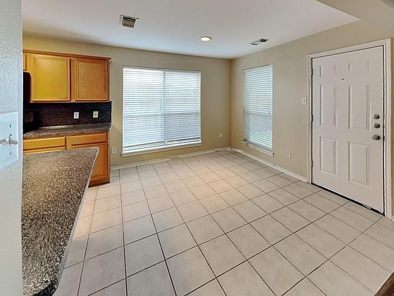 5th image of 2875 Sun River Ln