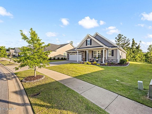 3rd image of 2112 Sinclair Drive