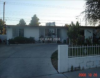 2nd image of 3028 Brady Ave